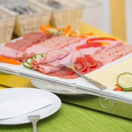 7 Days Premium Linz-ansfelden Hotel