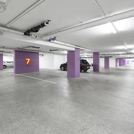 Hotel 7 Days Premium Linz-ansfelden 2*